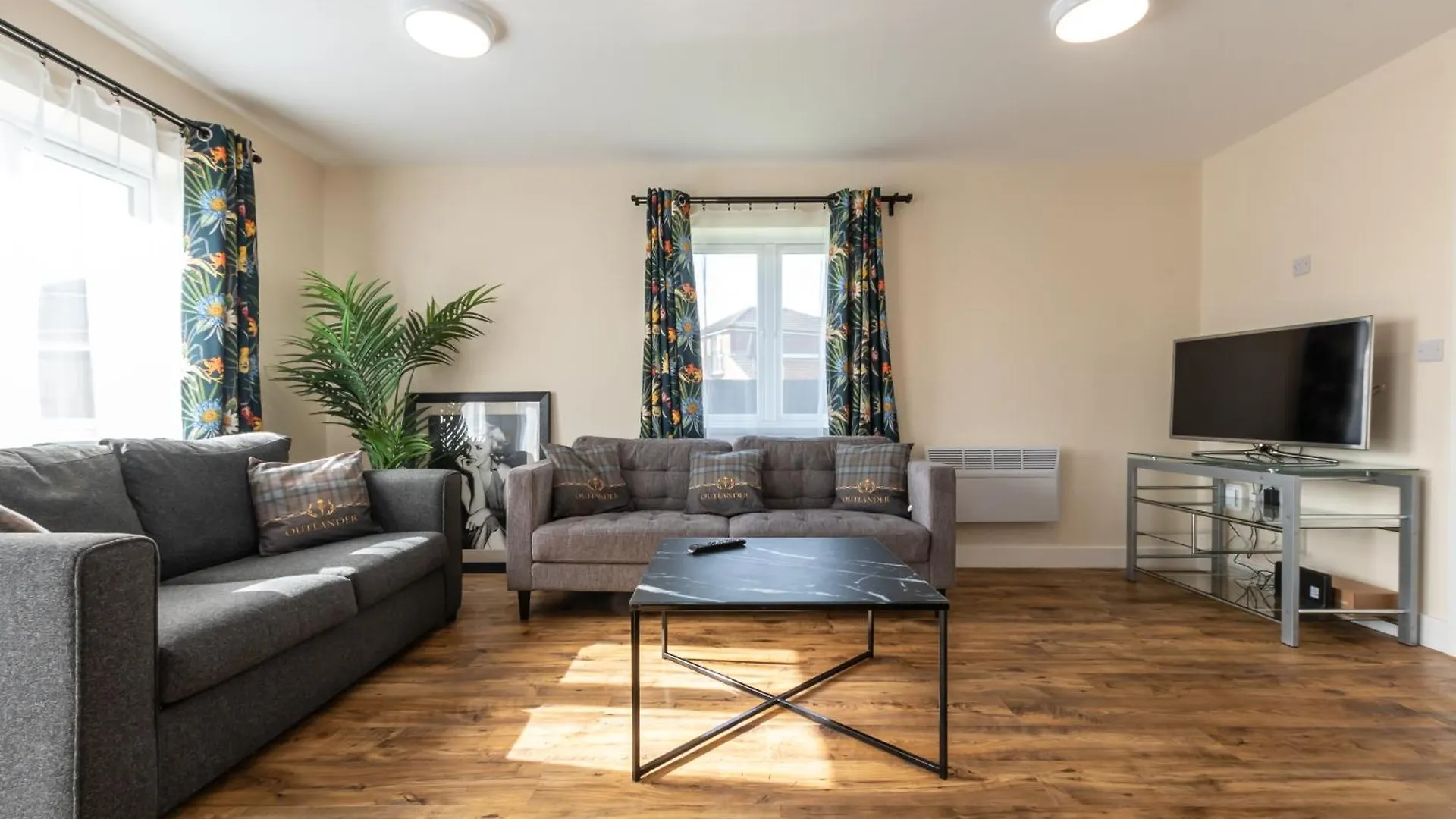 Apartment With Free P For Van. Southampton