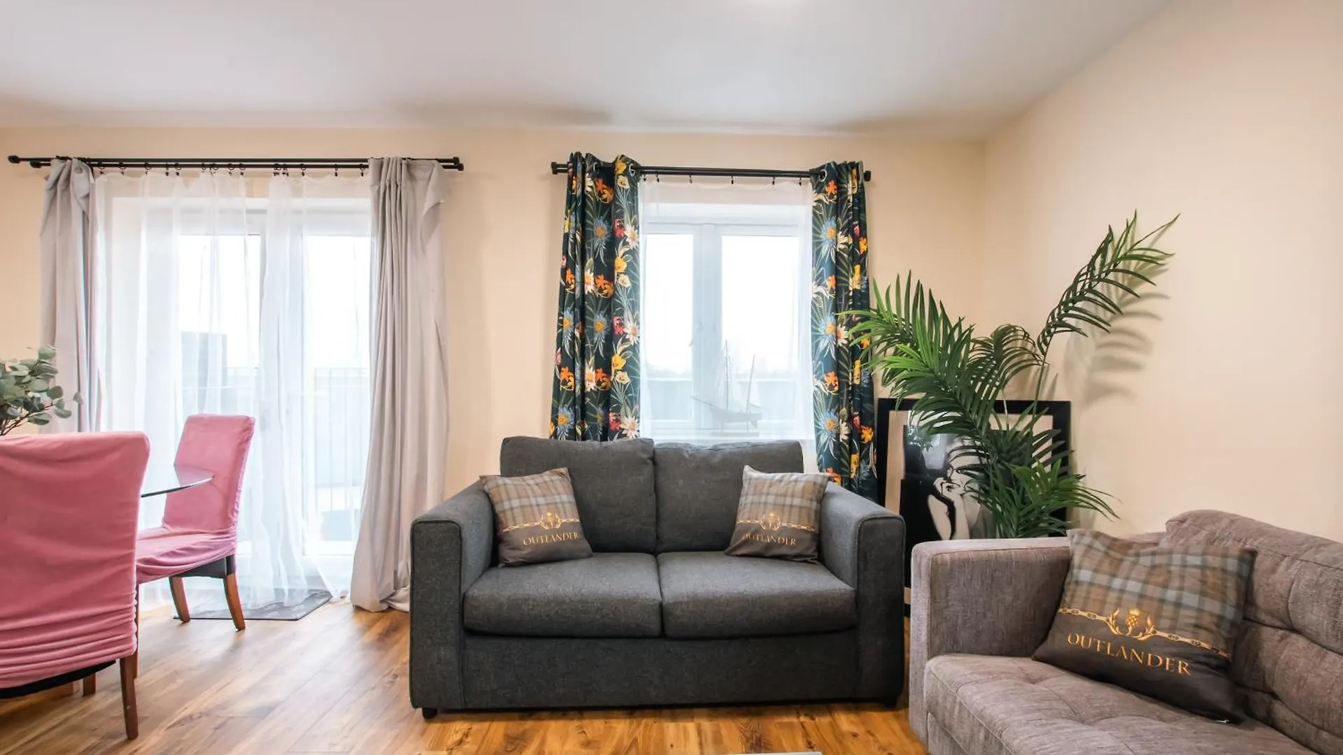 Apartment With Free P For Van. Southampton